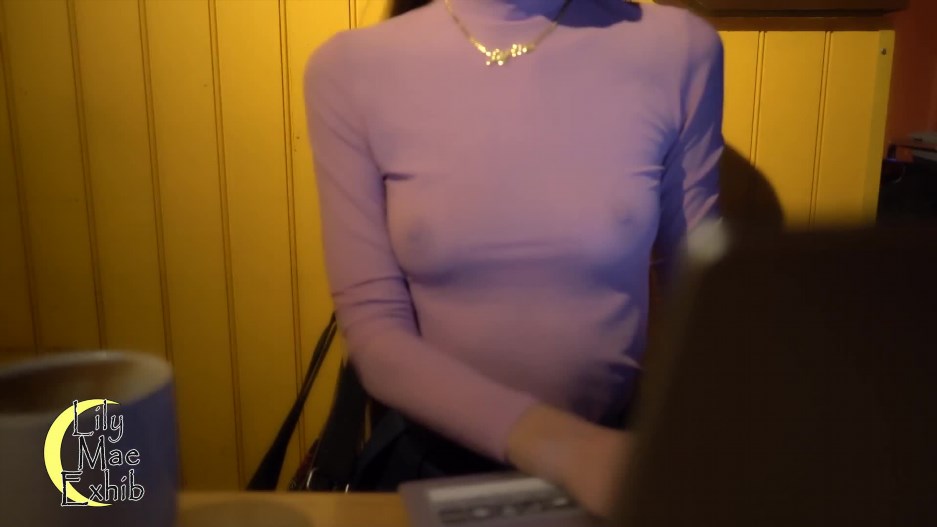 Lily Mae Exhib – Halloween 2021 – Pumpkin Patch